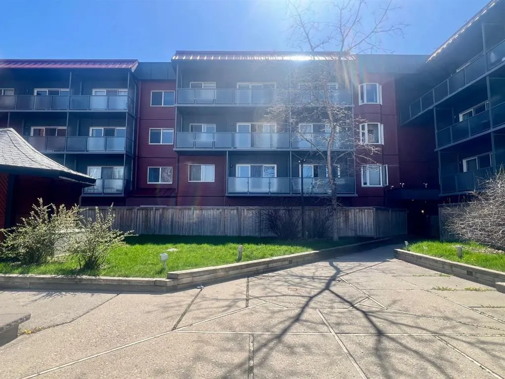 333 Garry Crescent NE, #316
