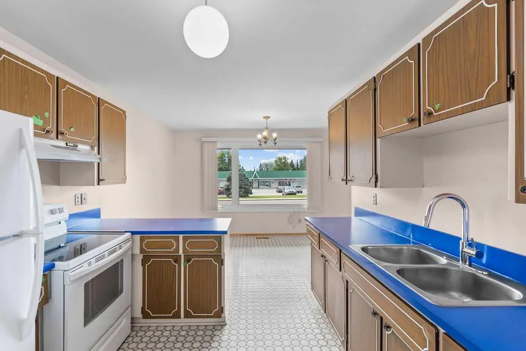 1212 Lake Sylvan Drive