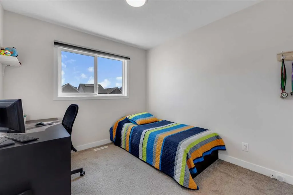 231 Lavender Manor SE