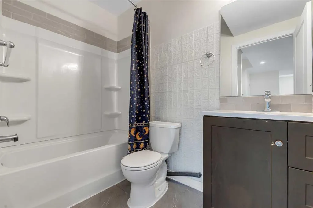 231 Lavender Manor SE