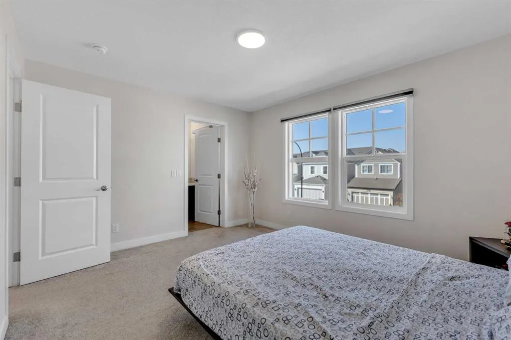 231 Lavender Manor SE