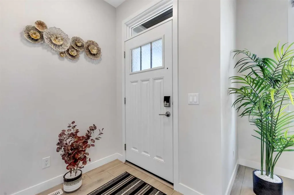 231 Lavender Manor SE