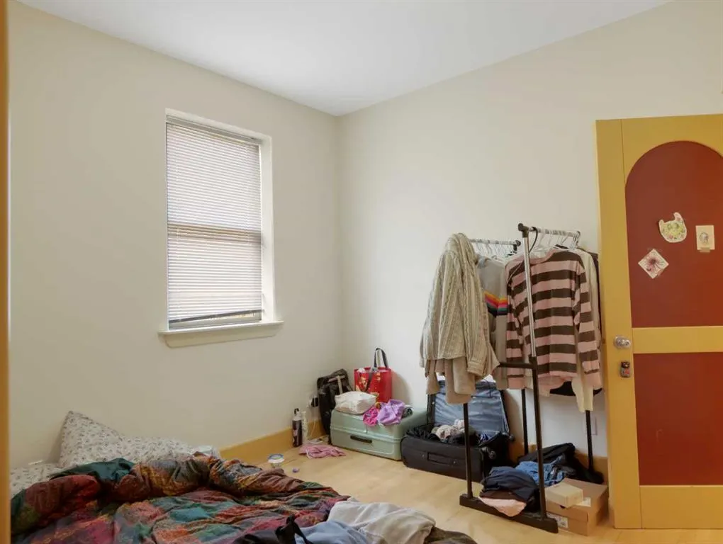 228 17th Street