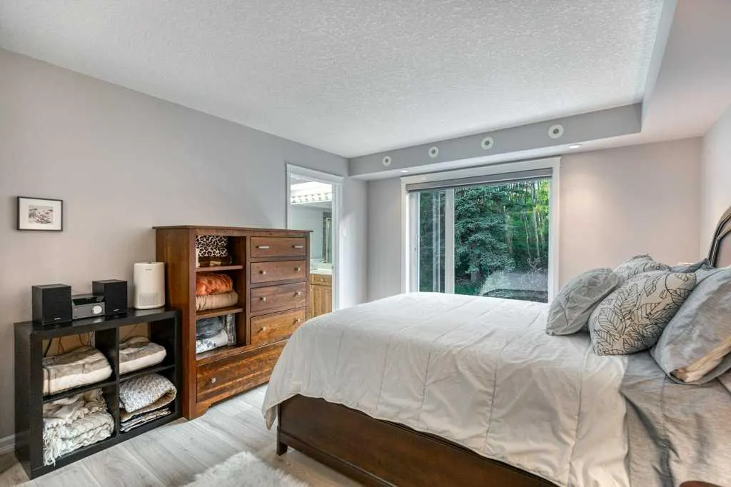 147 Crawford Drive, #3R