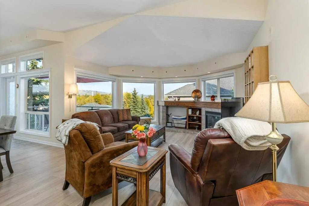 147 Crawford Drive, #3R