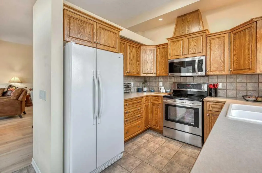 147 Crawford Drive, #3R