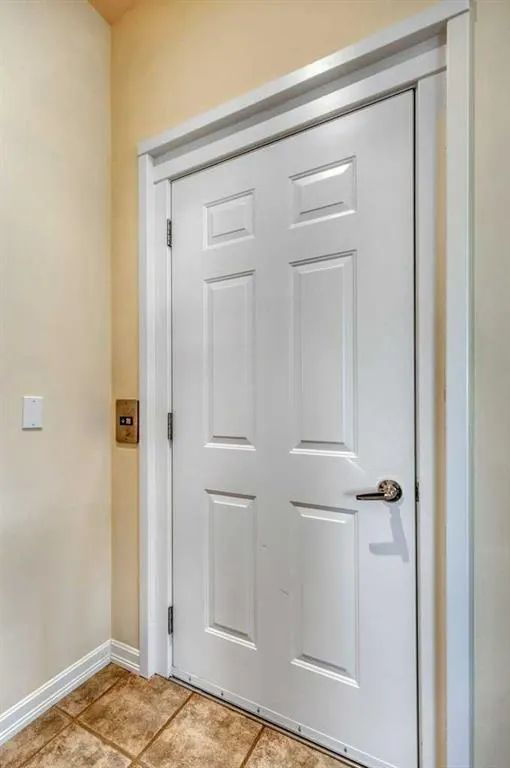 147 Crawford Drive, #3R