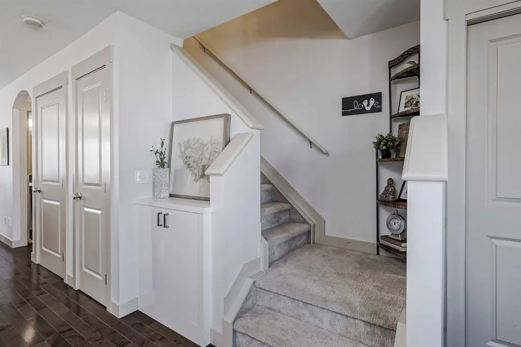169 Rainbow Falls Manor