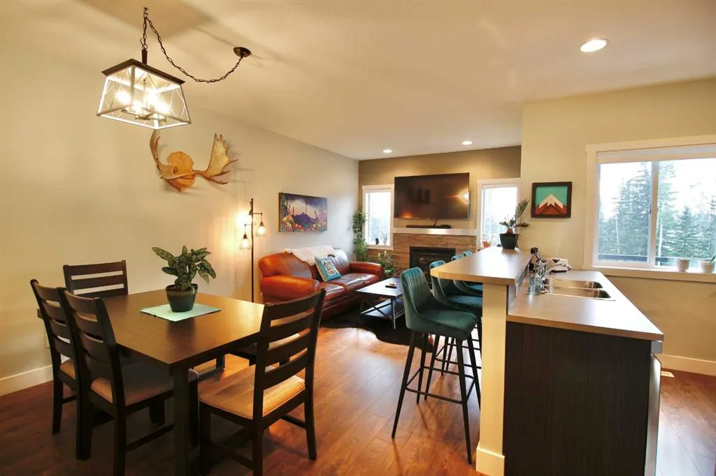 214 McArdell Drive, #17