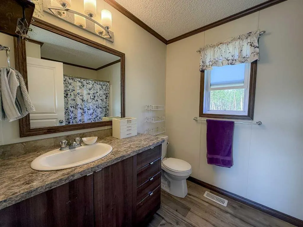 12104 TWP RD 792