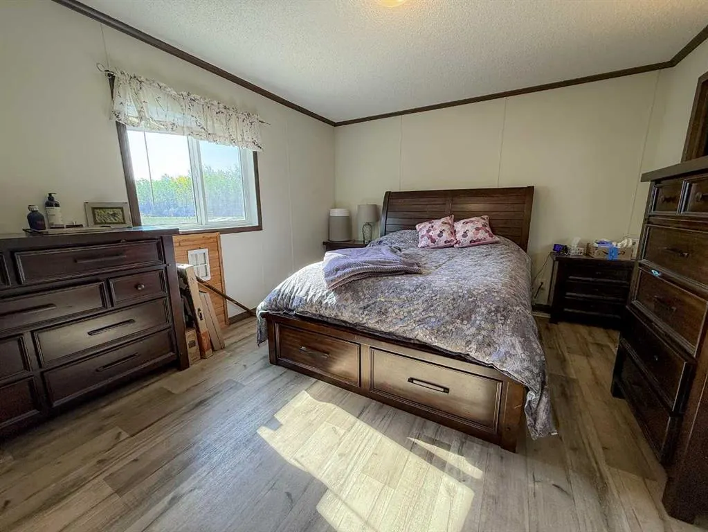 12104 TWP RD 792