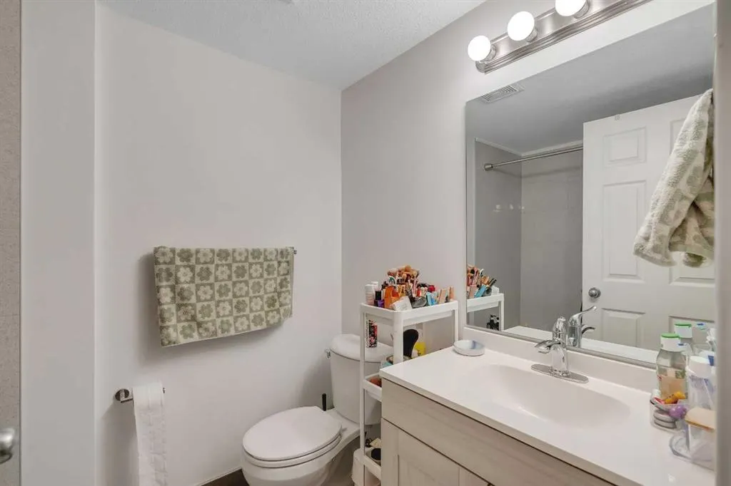 1724 26 Avenue SW, #302
