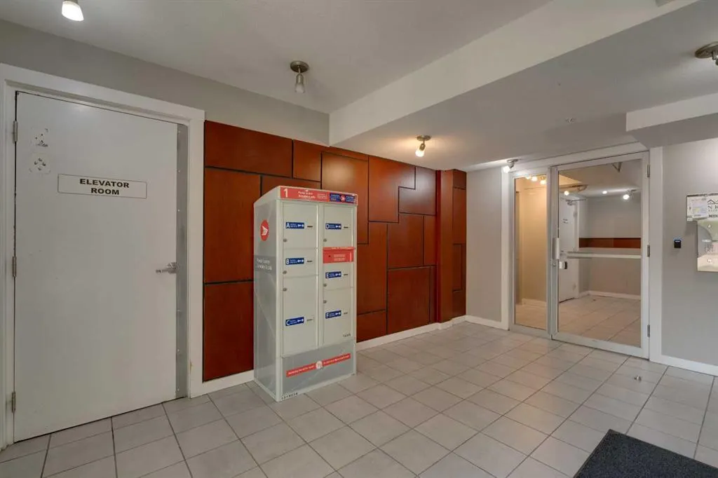 1724 26 Avenue SW, #302