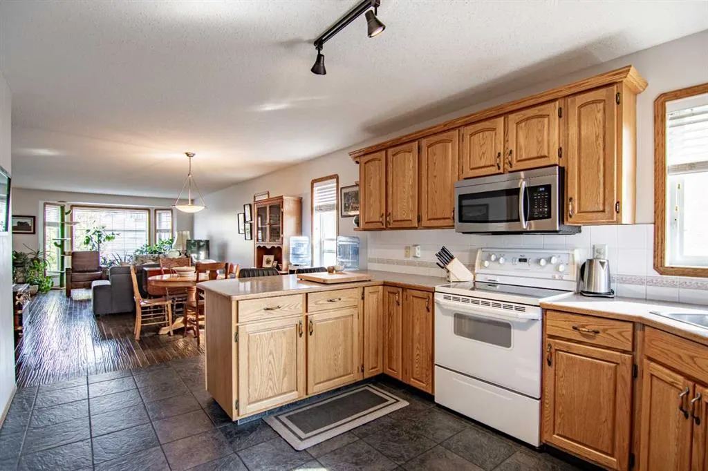 84 Addington Drive