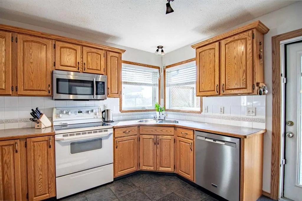 84 Addington Drive