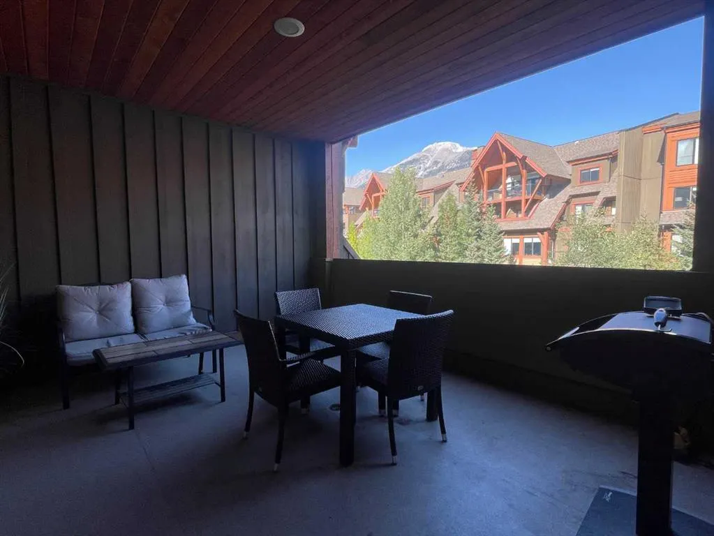 187 Kananaskis Way, #313