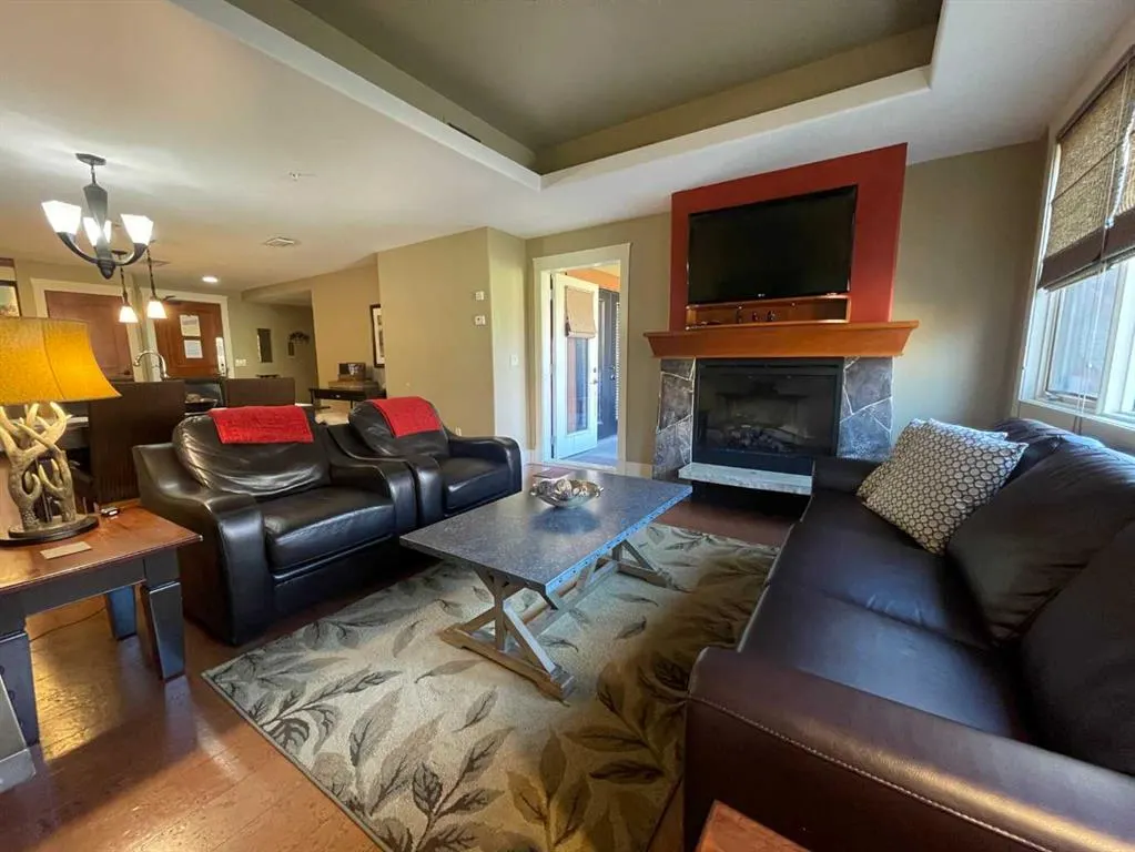 187 Kananaskis Way, #313