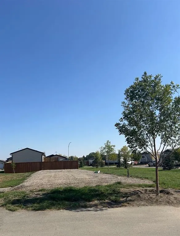 2040 Sunflower Crescent