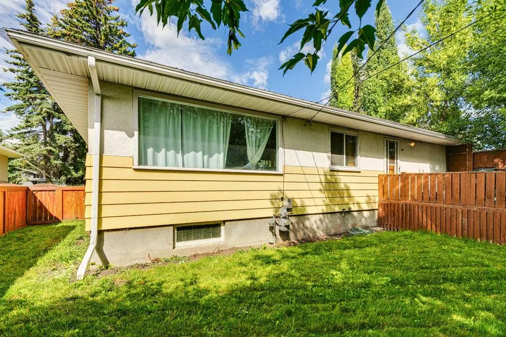 146 Wedgewood Drive SW