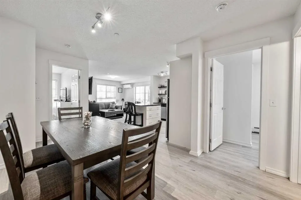 279 Copperpond Common SE, #1306