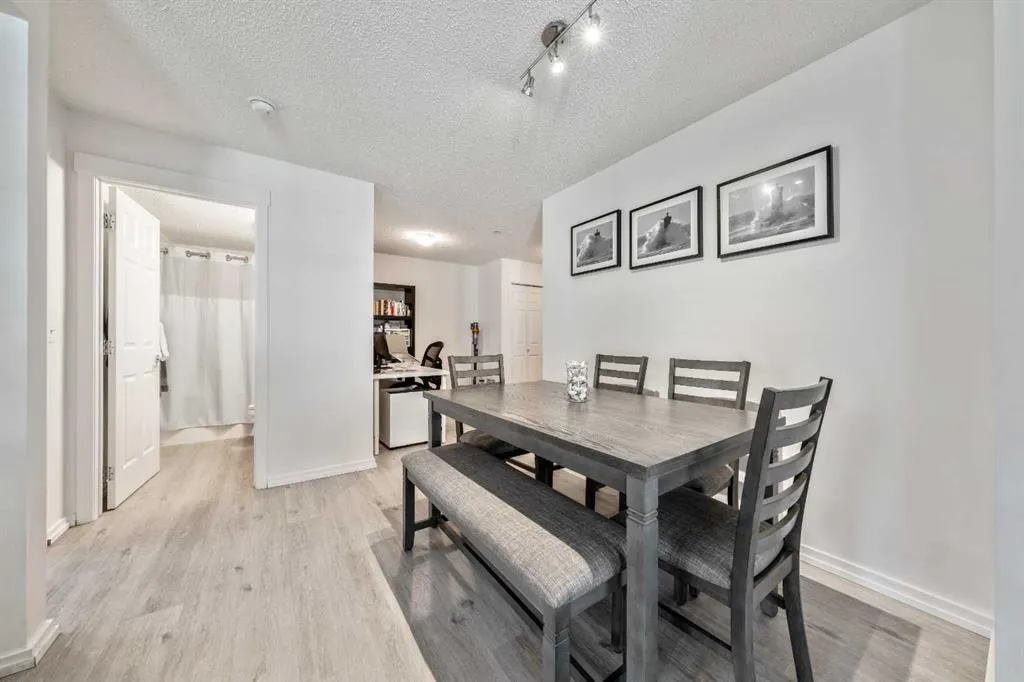 279 Copperpond Common SE, #1306