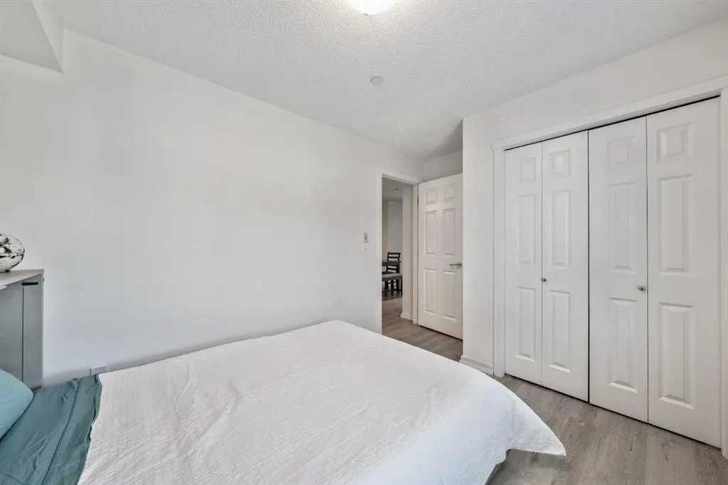 279 Copperpond Common SE, #1306