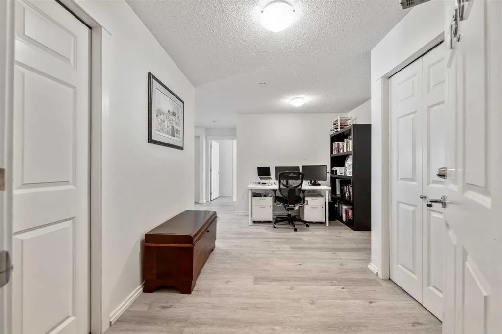 279 Copperpond Common SE, #1306