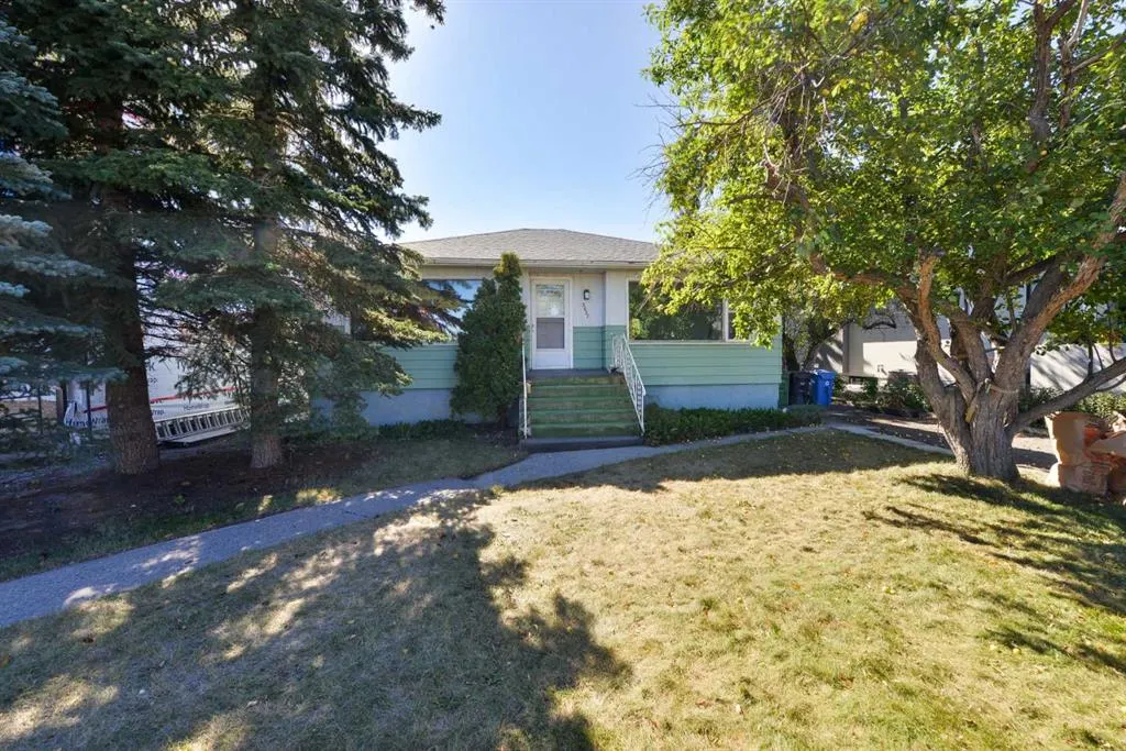 3627 Kildare Crescent SW