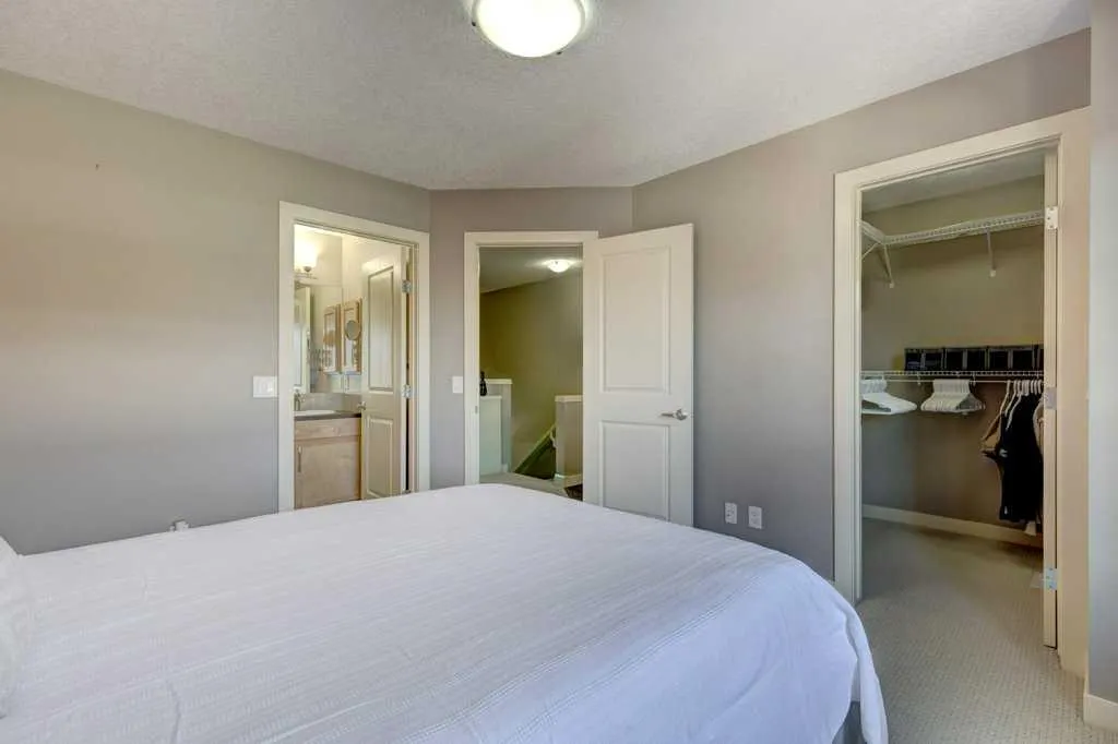 115 Aspen Hills Villas SW