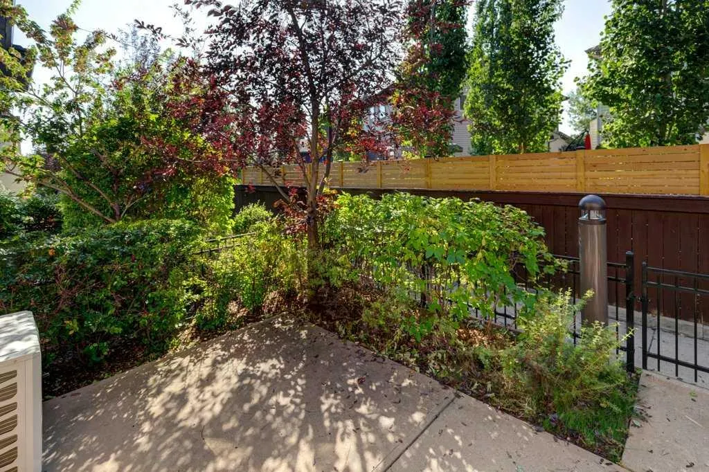 115 Aspen Hills Villas SW
