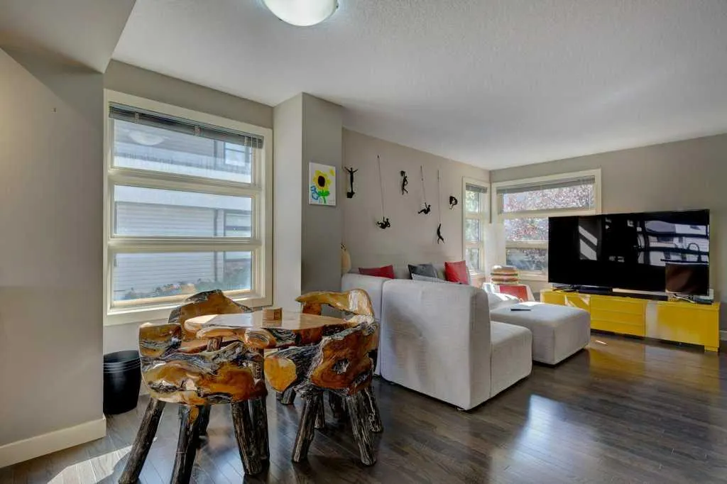 115 Aspen Hills Villas SW