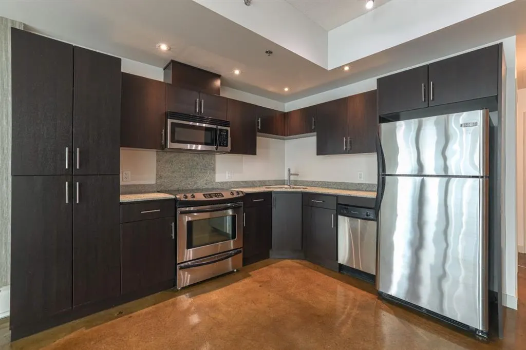 135 13 Avenue SW, #1806