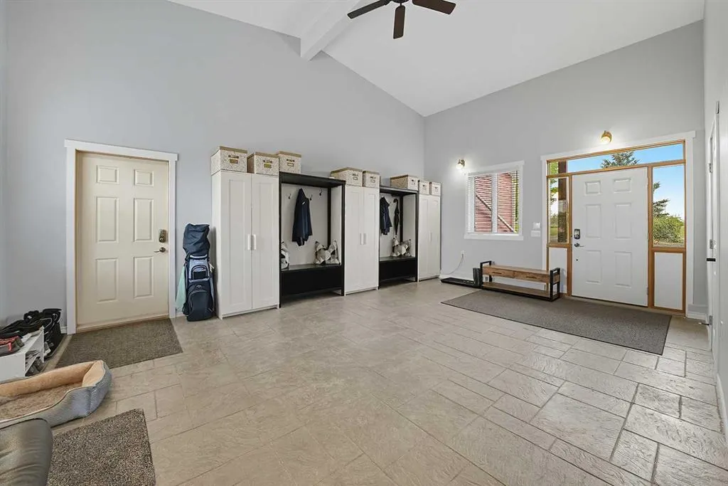 22093 Township Road 283A