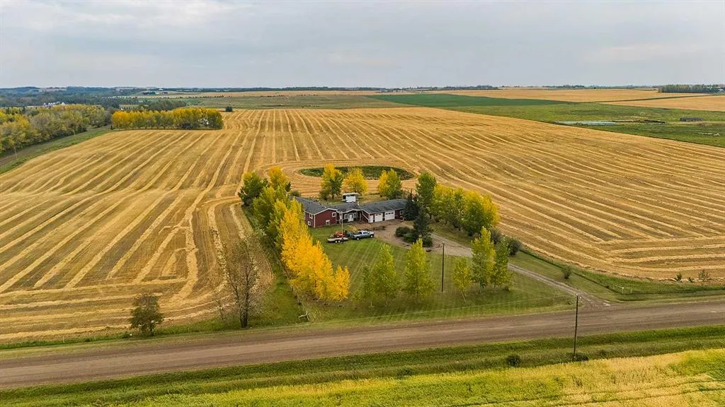 22093 Township Road 283A