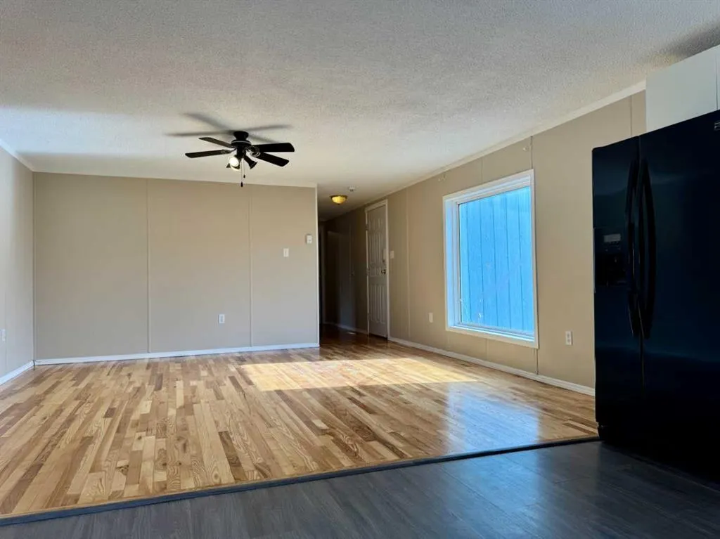 9824 104 Avenue, #6