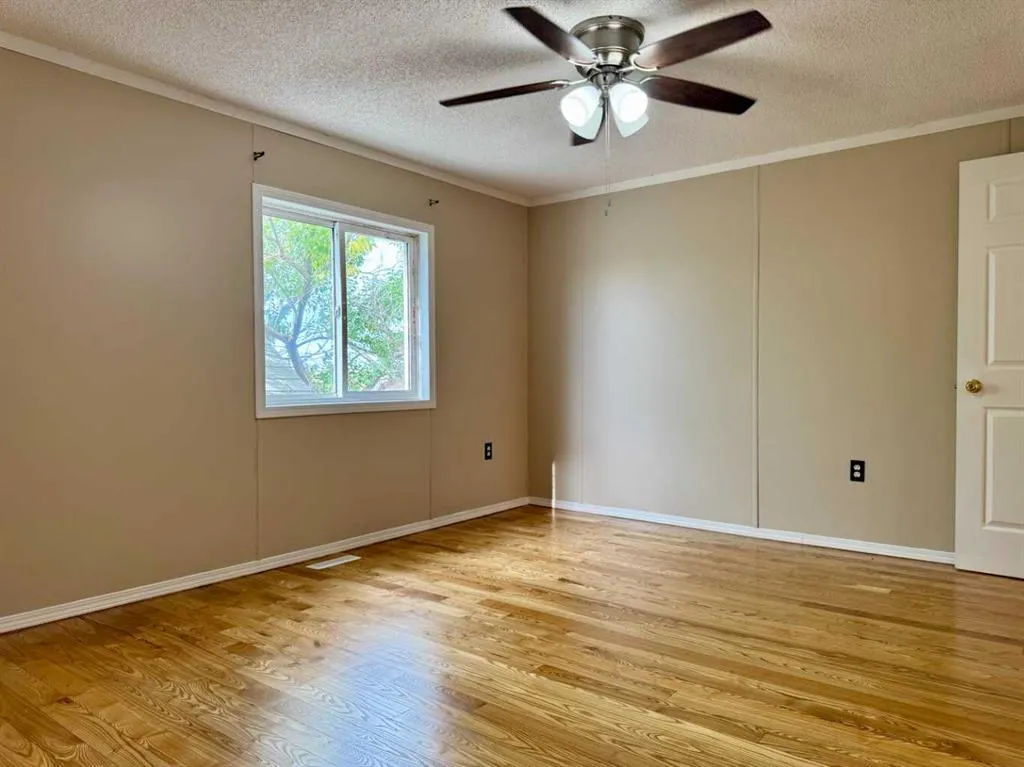 9824 104 Avenue, #6
