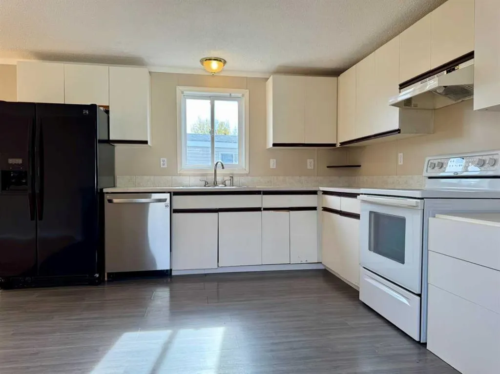 9824 104 Avenue, #6
