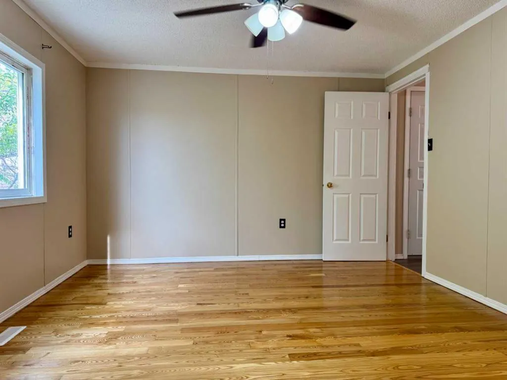 9824 104 Avenue, #6