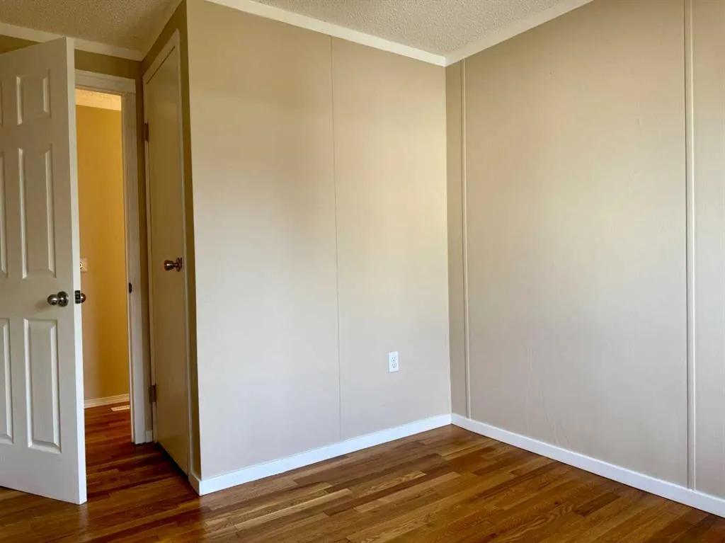 9824 104 Avenue, #6