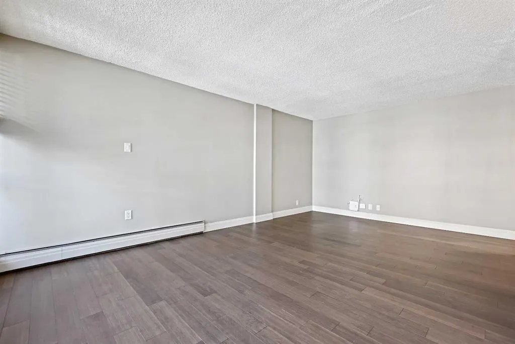 733 14 Avenue SW, #302