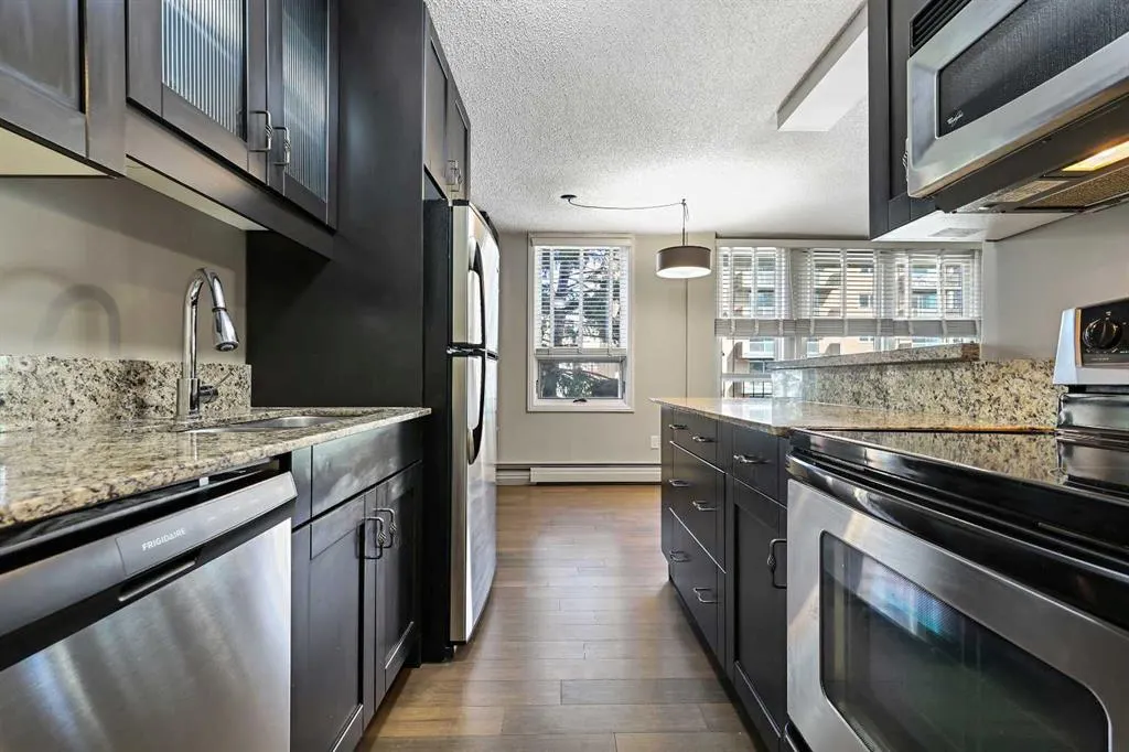 733 14 Avenue SW, #302