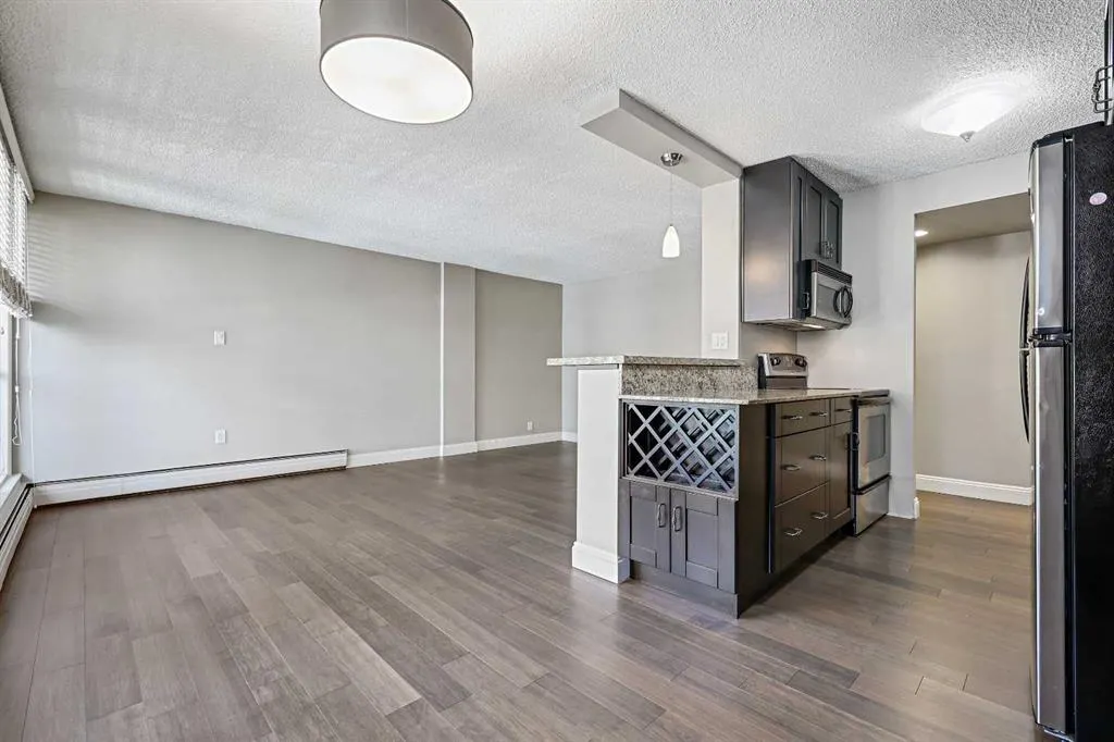 733 14 Avenue SW, #302