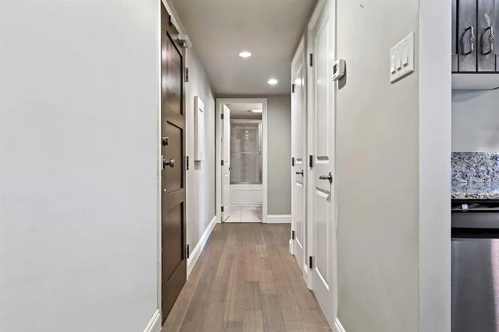 733 14 Avenue SW, #302
