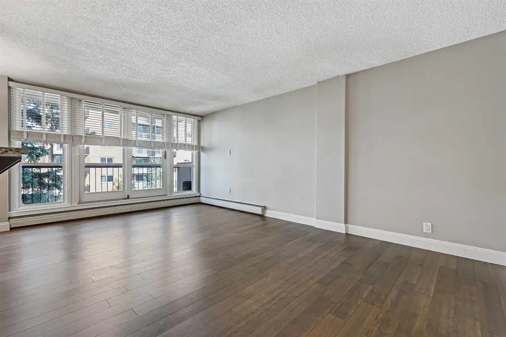 733 14 Avenue SW, #302