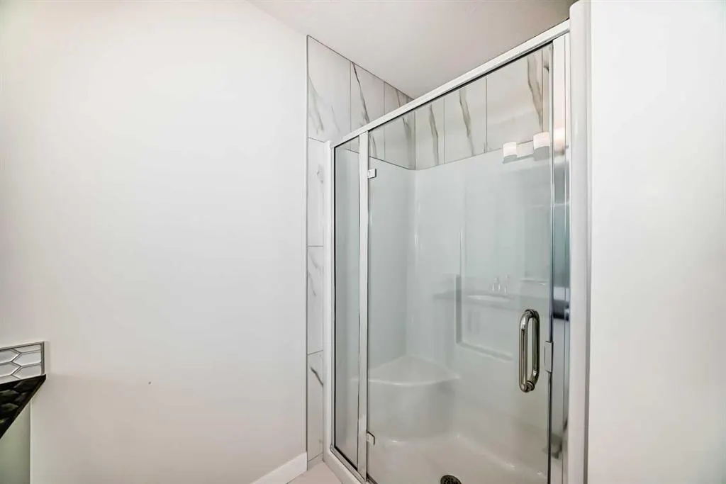 105 Creekside Way SW