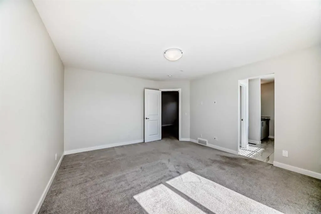 105 Creekside Way SW