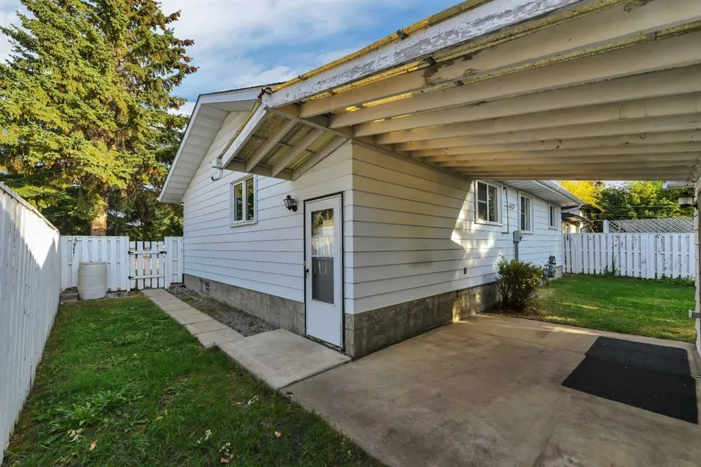 54 Wright Avenue