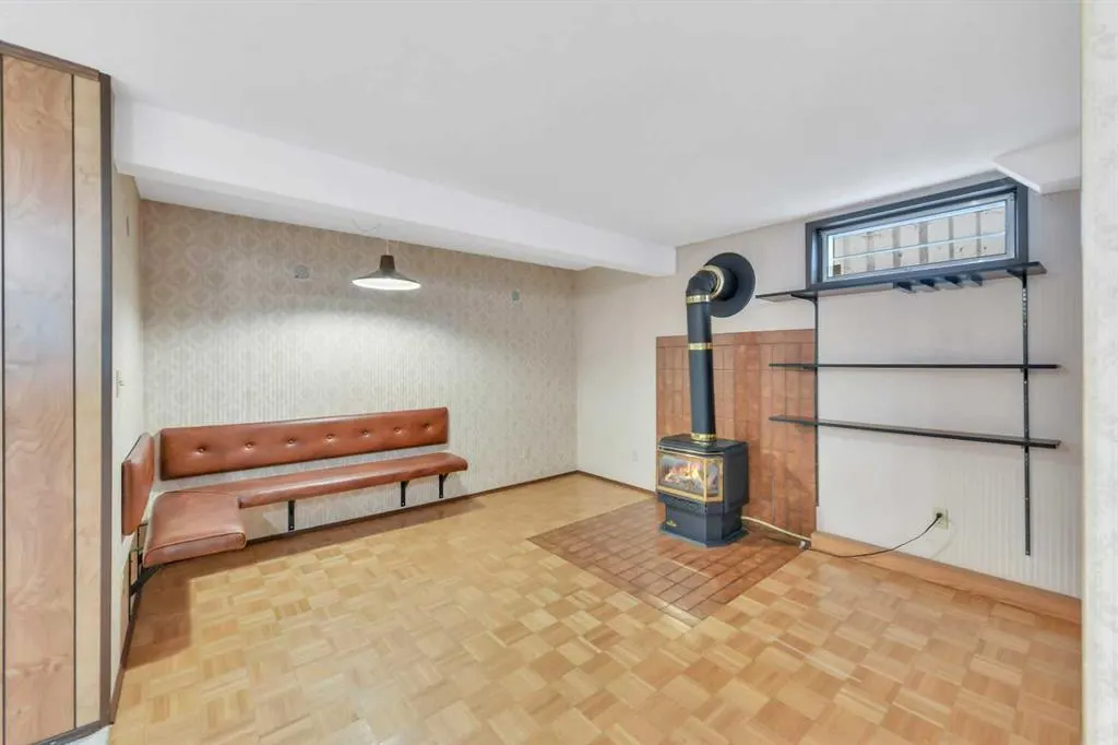 54 Wright Avenue