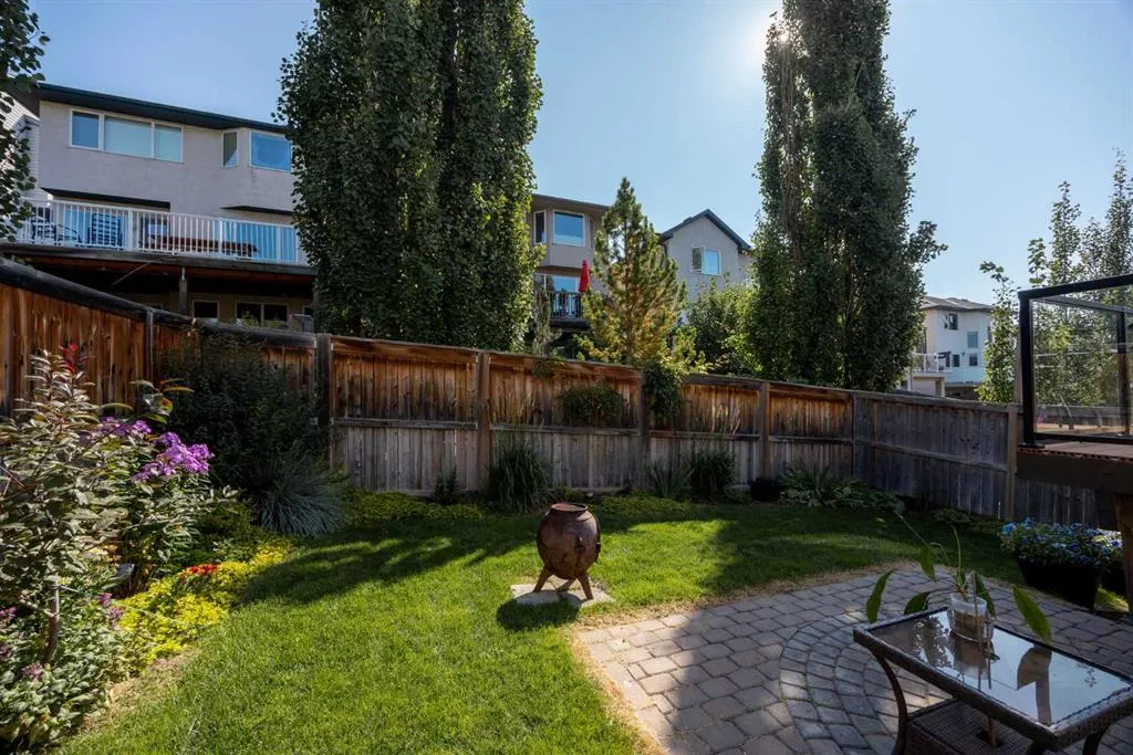 703 Tuscany Drive NW
