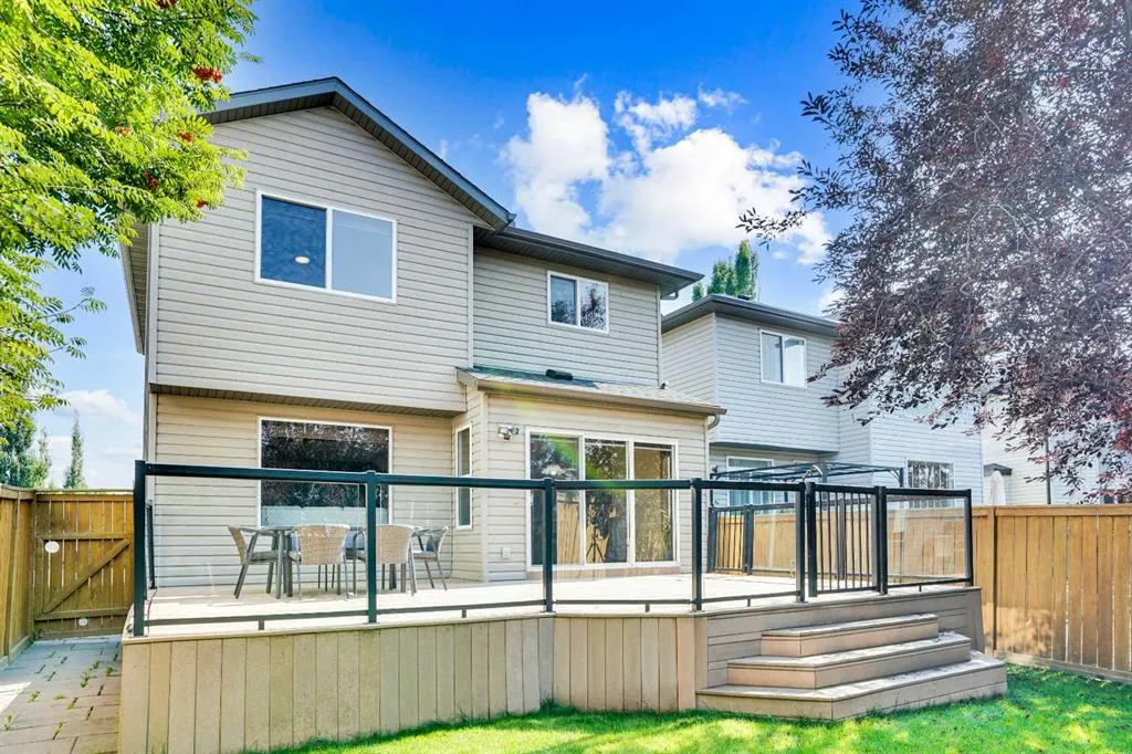 2 Tuscany Ravine Landing NW